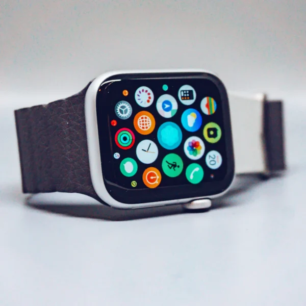 Everyday Smartwatch — AMOLED — Electronics at Ham Dealer