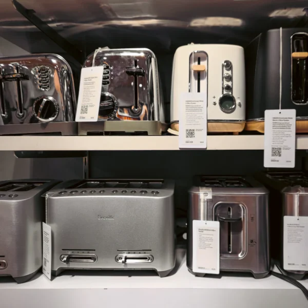 Retro 4-Slice Toaster — Home & Kitchen at Ham Dealer