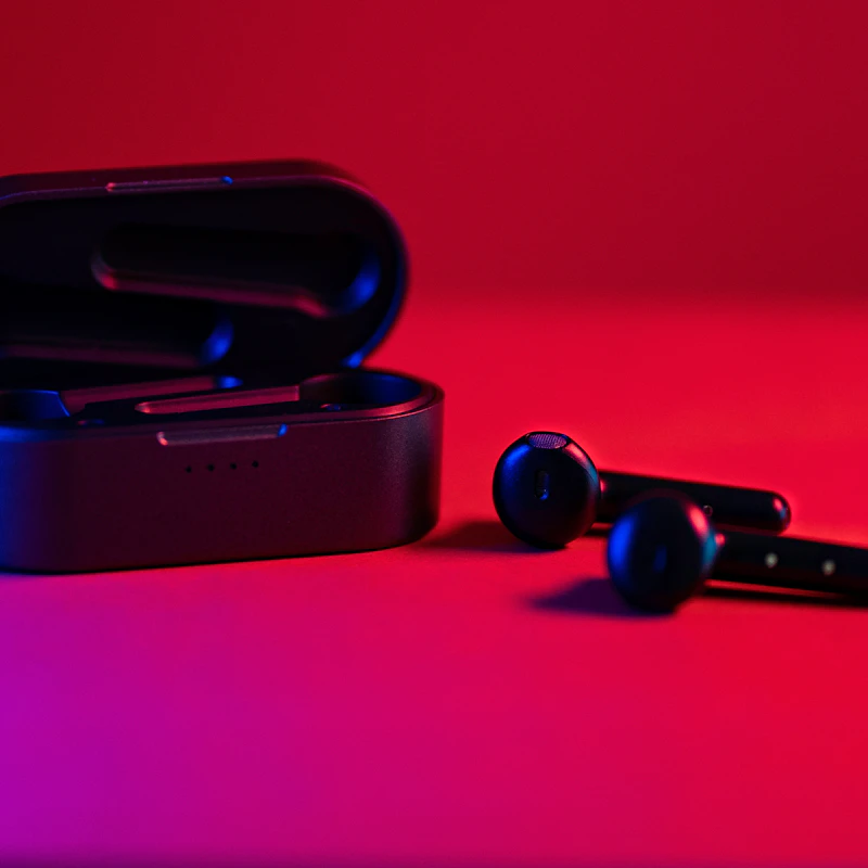 Sport Earbuds — Sweatproof — Electronics at Ham Dealer